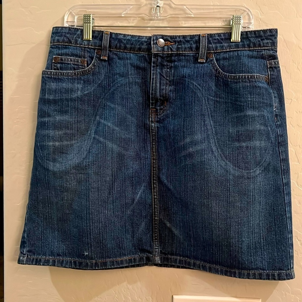 Mossimo dark denim skirt size 12